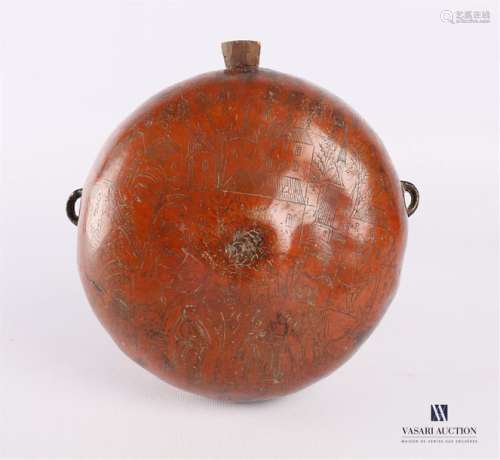 Gourd in engraved calabash with decoration of aris…