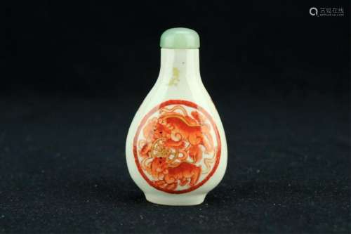 Old Chinese Porcelain Snuff Bottle