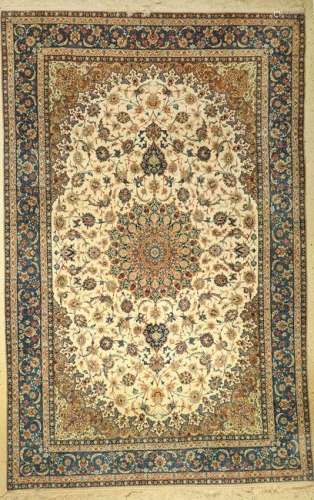 Fine Isfahan rug old, Persia, approx. 50 years, wool