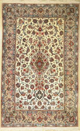 Fine Esfahan 'Davari' rug, Signed, Persia, approx. 40