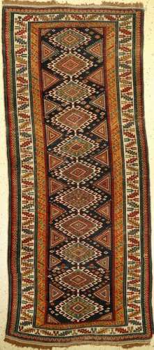 Fine Shirvan rug antique, Caucasus, mid-19th century