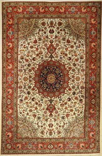 Fine Tabriz old carpet (50 RAJ), Persia, (Part-Silk)