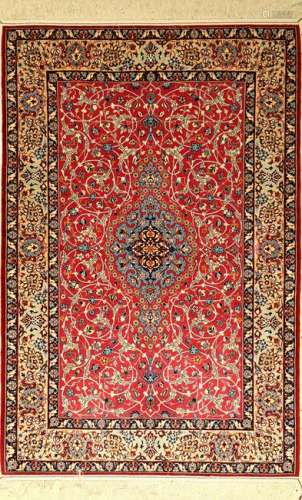 Fine Isfahan rug, Persia, approx. 30 years, wool on