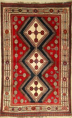 Qashqai rug alt, Persia, approx. 50 years, wool on