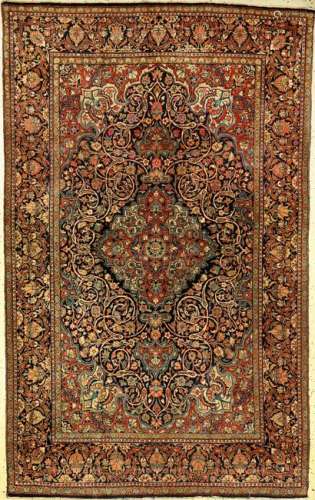 Antique Ghaswin rug, Persia, around 1900, wool