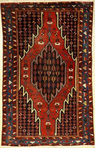 Fine Mazlaghan rug old, Persia, around 1930, wool on