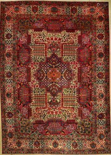 Fine Yazd carpet old, Persia, around 1930, wool on