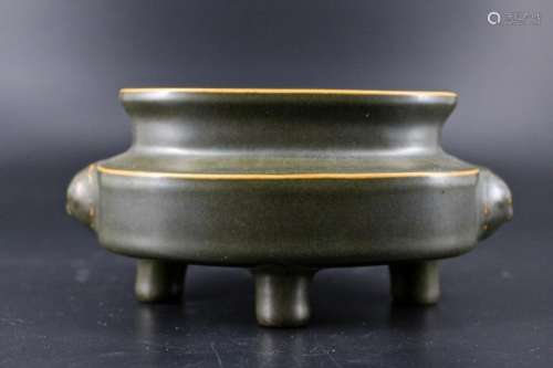 Qing Porcelain Tea Dust Green Incense Burner