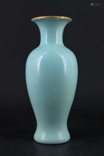 Chinese Song Porcelain RuYao Vase with Trim Rim
