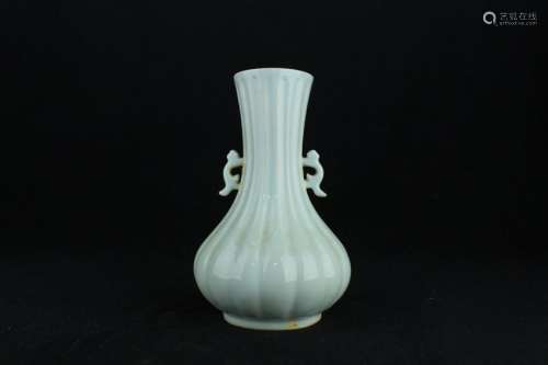 Chinese Song Porcelain Vase