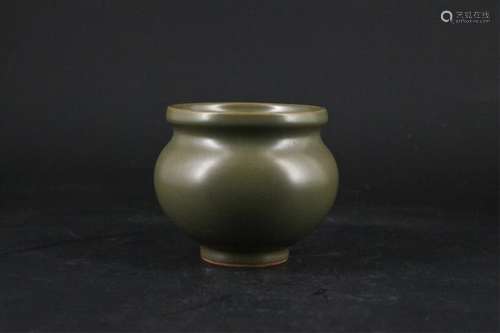 Chinese Qing Porcelain Green Glaze Pot