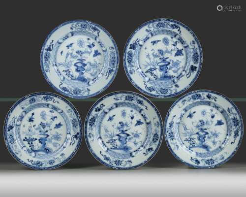 FIVE BLUE AND WHITE 'FLORAL AND BUTTERFLY' DISHES