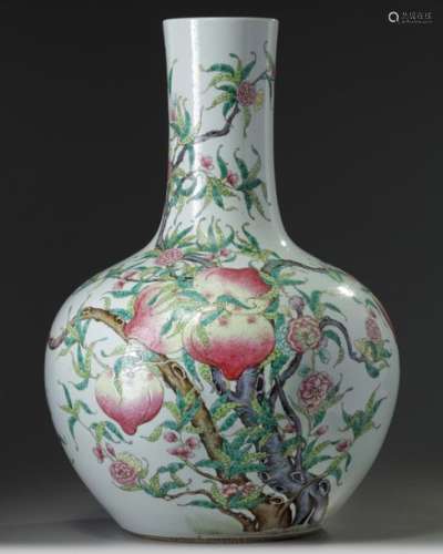 A LARGE CHINESE FAMILLE ROSE 'NINE PEACHES' BOTTLE…