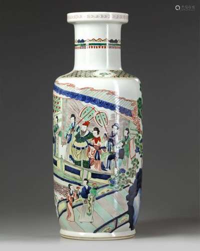 A CHINESE FAMILLE VERTE ROULAU VASE