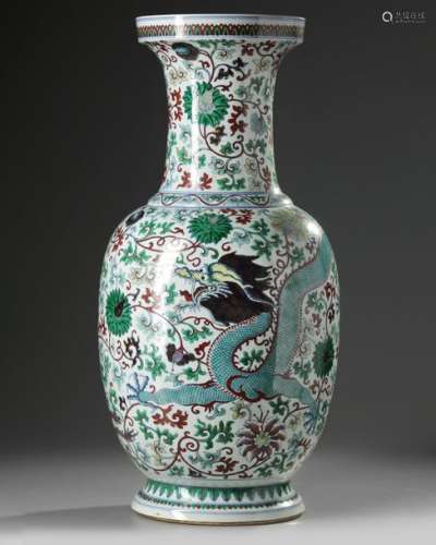 A LARGE CHINESE DOUCAI 'DRAGON' VASE