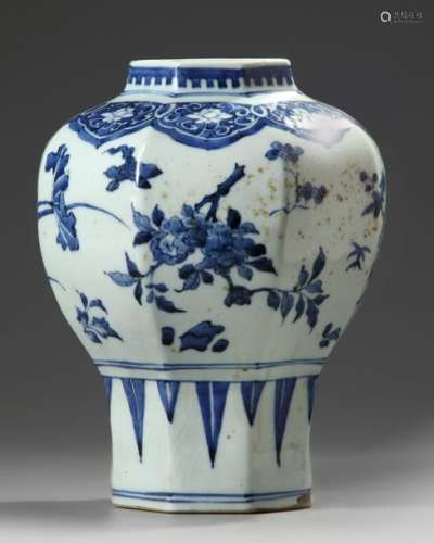 A CHINESE BLUE AND WHITE HEXAGONAL VASE