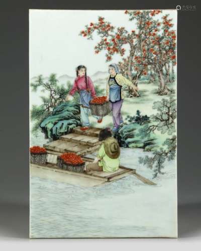 A CHINESE FAMILLE ROSE 'FIGURAL SCENE' PLAQUE