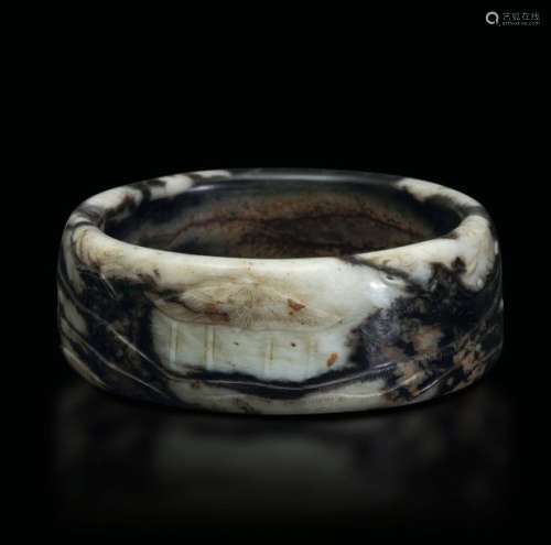 A jade and russet bracelet, China, Qing Dynasty