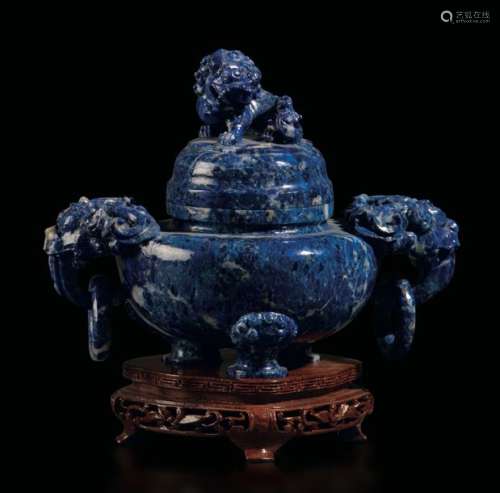 A lapis lazuli censer, China, 1900s