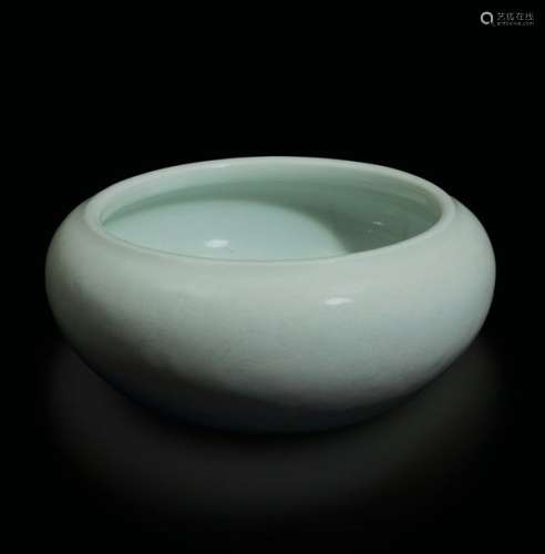 A Celadon bowl, China, Qing Dynasty, 1800s