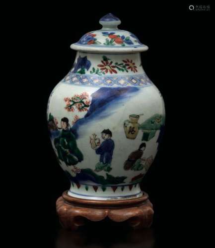 A porcelain potiche, China, Qing Dynasty