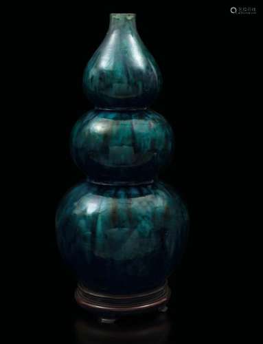 A porcelain vase, China, Qing Dynasty