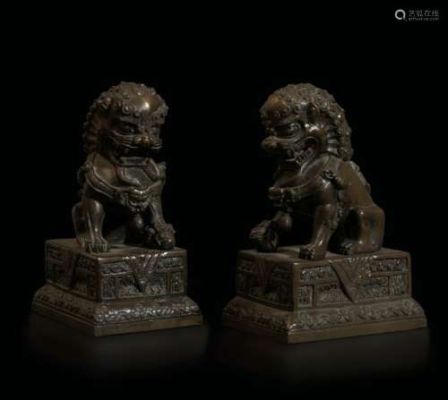 Two bronze lions, China, Qing Dynasty