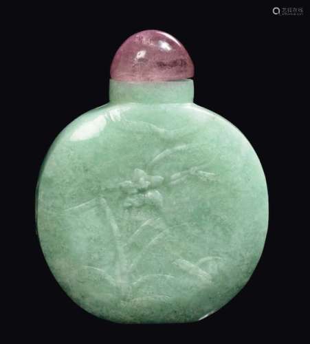 A jadeite snuff bottle, China, Qing, 1800s