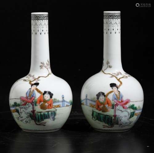 Two porcelain vases, China, 1900s