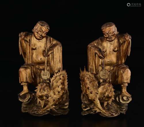 Two gilt wood sculptures, China, Qing Dynasty