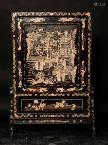 A wooden screen, China, Qing Dynasty, 17 1800s