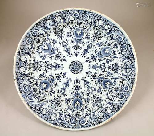 ROUEN, 18th 19th century. LARGE CIRCULAR TRAY in g…