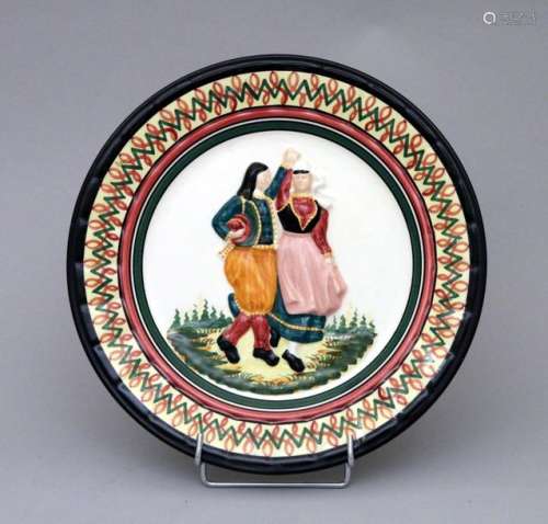 QUIMPER HENRIOT. Circular earthenware plate with p…