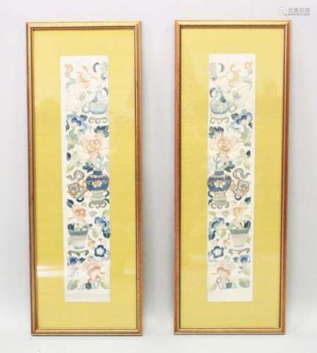 A GOOD PAIR OF 19TH / 20TH CENTURY CHINESE EMBROIDERED SILK PICTURES, the frames silk pictures