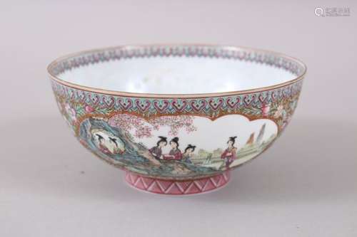 A GOOD CHINESE QIANLONG EGGSHELL PORCELAIN BOWL & BOX, the bowl decorated with two panels