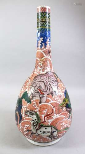 A GOOD 19TH CENTURY CHINESE FAMILLE ROSE PORCELAIN VASE, the body of the vase with an iron red