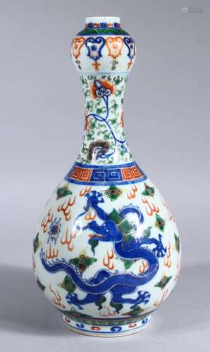 A GOOD 19TH CENTURY CHINESE FAMILLE ROSE PORCELAIN DRAGON VASE, the body of the bottle shaped vase