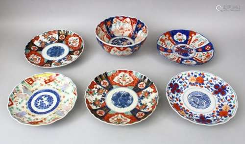 FIVE 19TH CENTURY JAPANESE IMARI PORCELAIN PLATES AND ONE BOWL, consisting of one pair of plates,