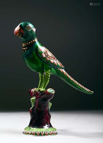 A FINE 20TH CENTURY INDIAN GEM SET SILVER AND ENAMEL MODEL OF A PARROT ON A TREE STUMP, 15.5cm