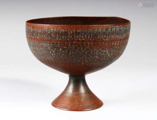 A 19TH CENTURY BRONZE PEDESTAL BOWL, with engraved decoration, 16cm diameter.