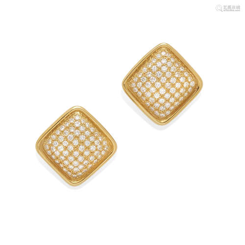 A pair of diamond and 18k gold ear clips