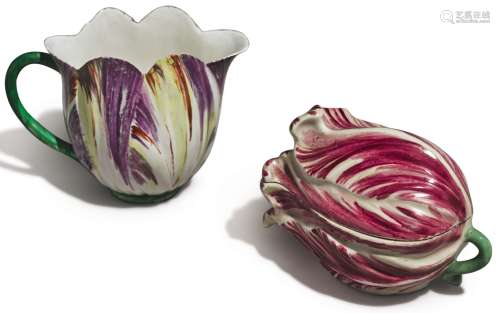 A LONGTON HALL TULIP-MOLDED CREAM JUG, CIRCA 1755, AND A THURINGIAN TULIP-FORM BOX AND COVER, LATE 18TH CENTURY