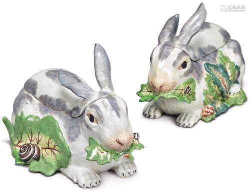 A PAIR OF SAMSON RABBIT TUREENS AND COVERS, LATE 19TH CENTURY