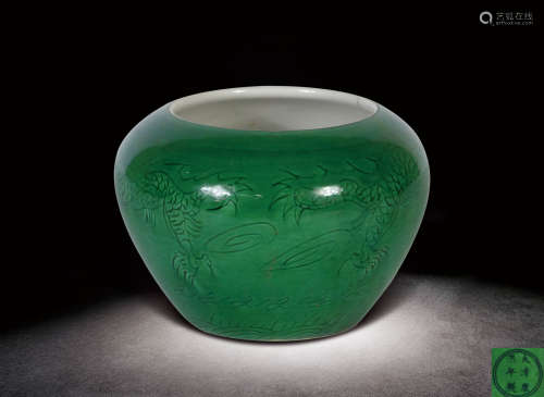 清  綠釉龍紋罐