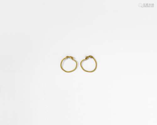 Roman Gold Earring Pair