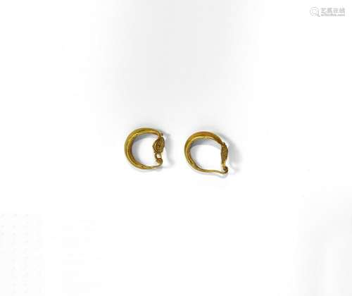 Roman Gold Earring Pair