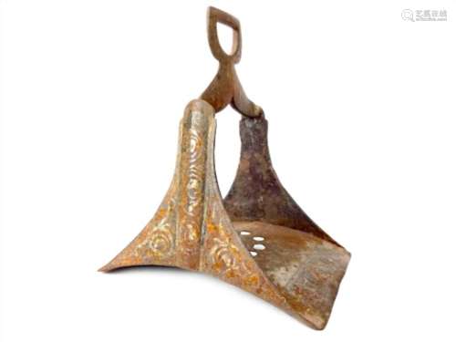 A 19TH CENTURY INDO-PERSIAN STEEL STIRRUP