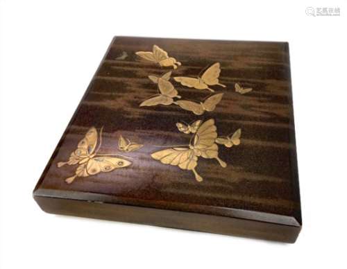 A JAPANESE LACQUERED BOX