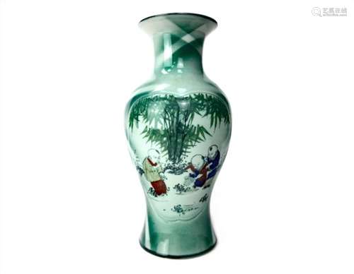 A CHINESE BALUSTER VASE