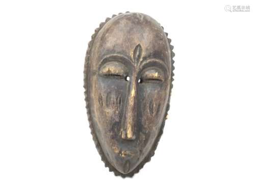 A BAULE KPAN PLE MASK